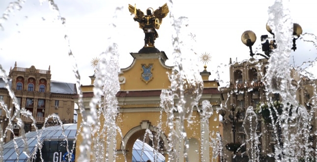Стартував сезон роботи київських фонтанів (+графік)
