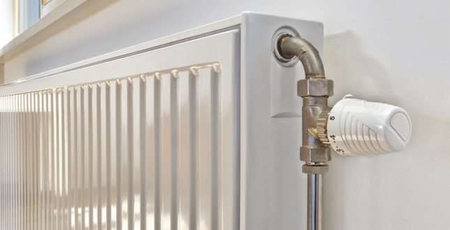 КП «Київтеплоенерго» розпочало підключення опалення житлових будинків